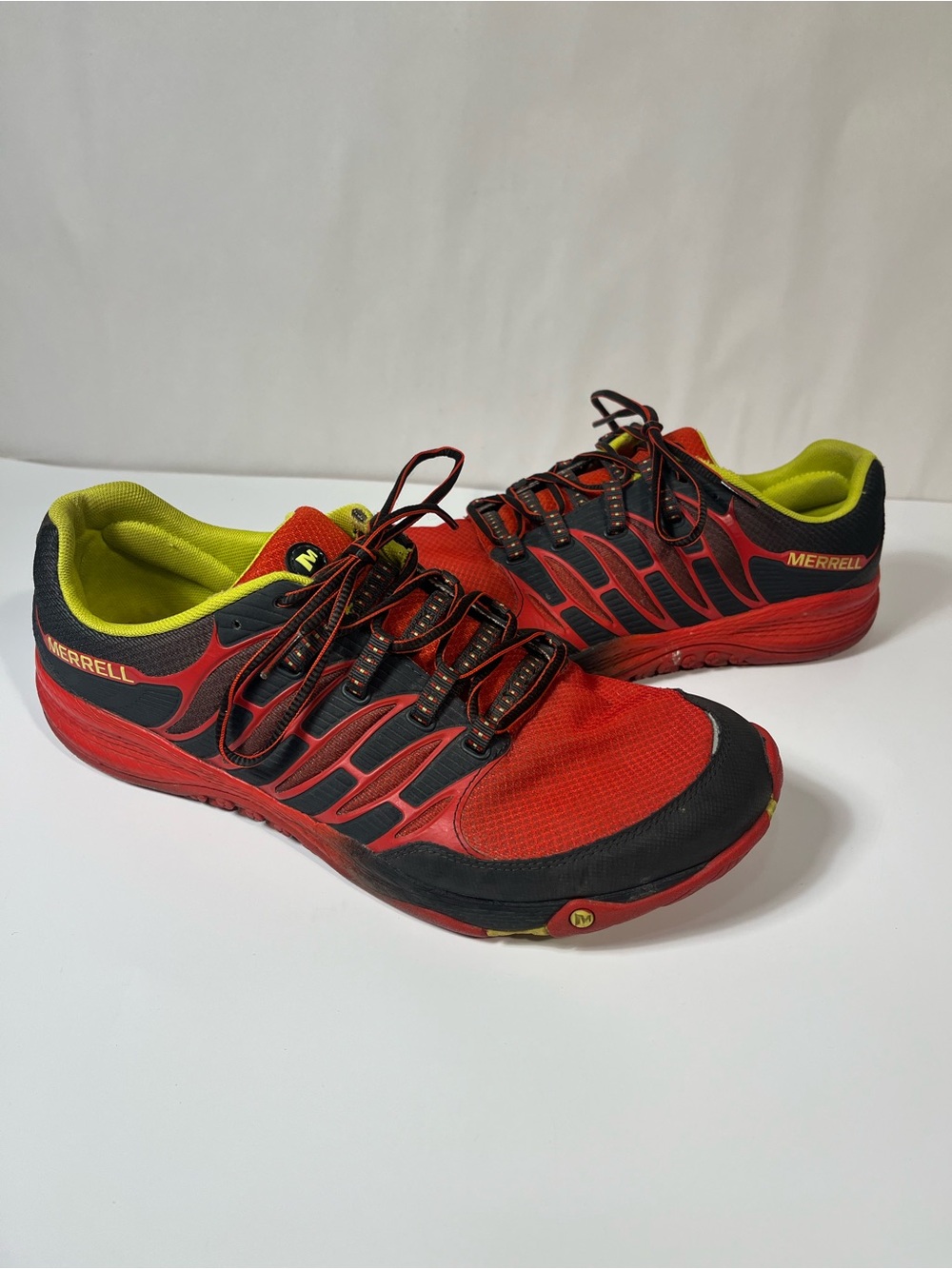 Merrell All Out Fuse Trail Running Shoes Carbon and Lantern Red J06309 Men’s 11